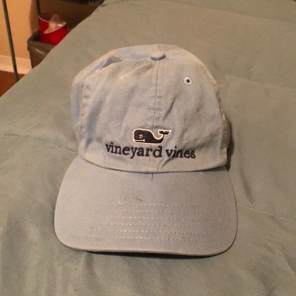 vineyard vines hat